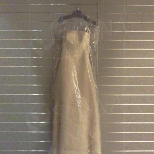 Obal na šaty, 70 x 110 cm, materiál PE
